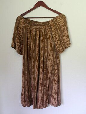 Living Hula dress size Small